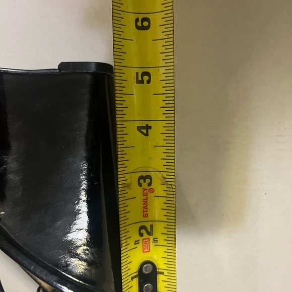Nine West - NEW- Platform Black Patent  Peep Toe Adjustable strap Size 7.5 - Picture 9 of 10